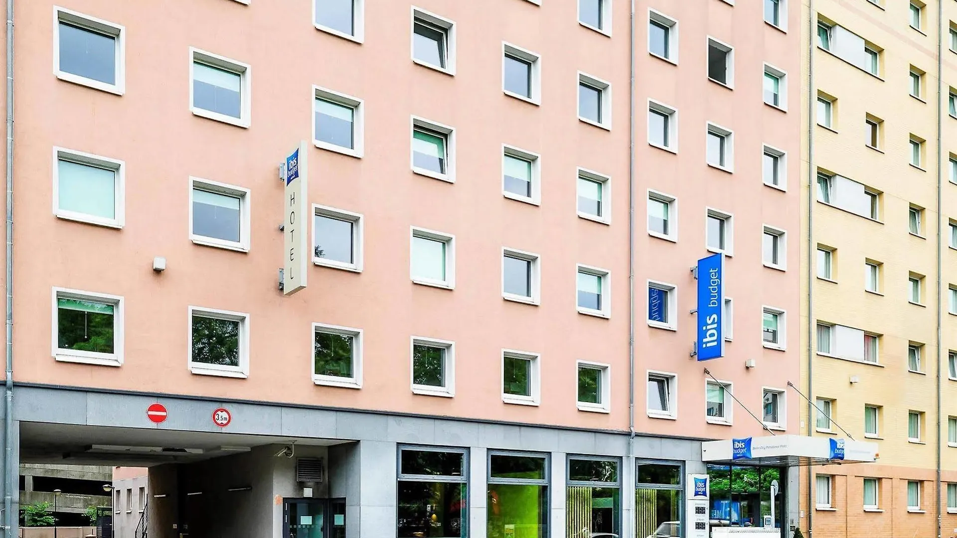** Hotel Ibis Berlin City Potsdamer Platz Germany